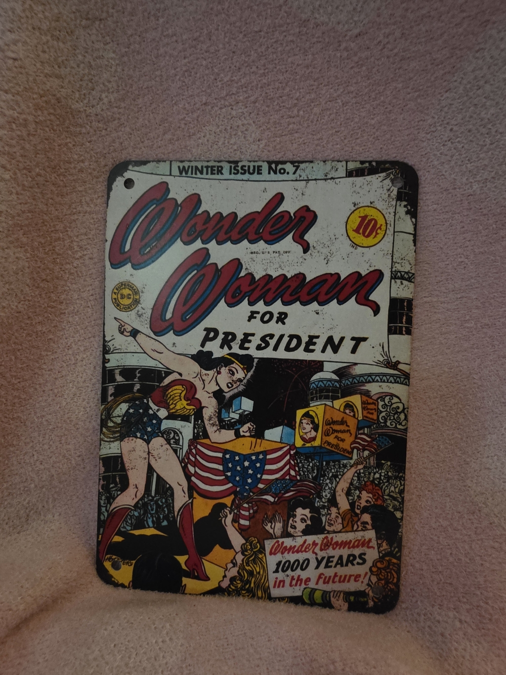 Wonder Woman Vintage Comic Cover Tin Sign - White, Red, Blue